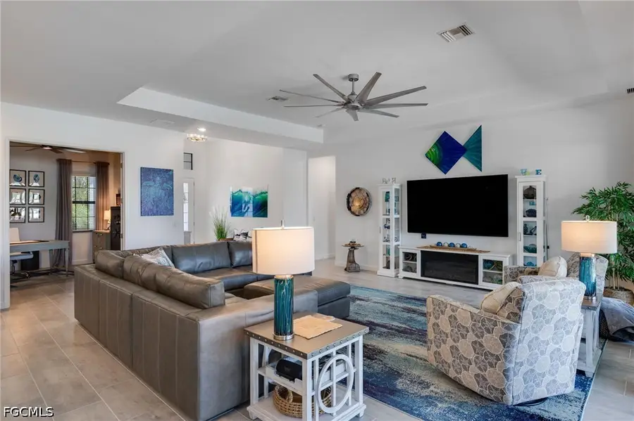 1413 SE 10th Avenue, Cape Coral, FL 33990 - #3