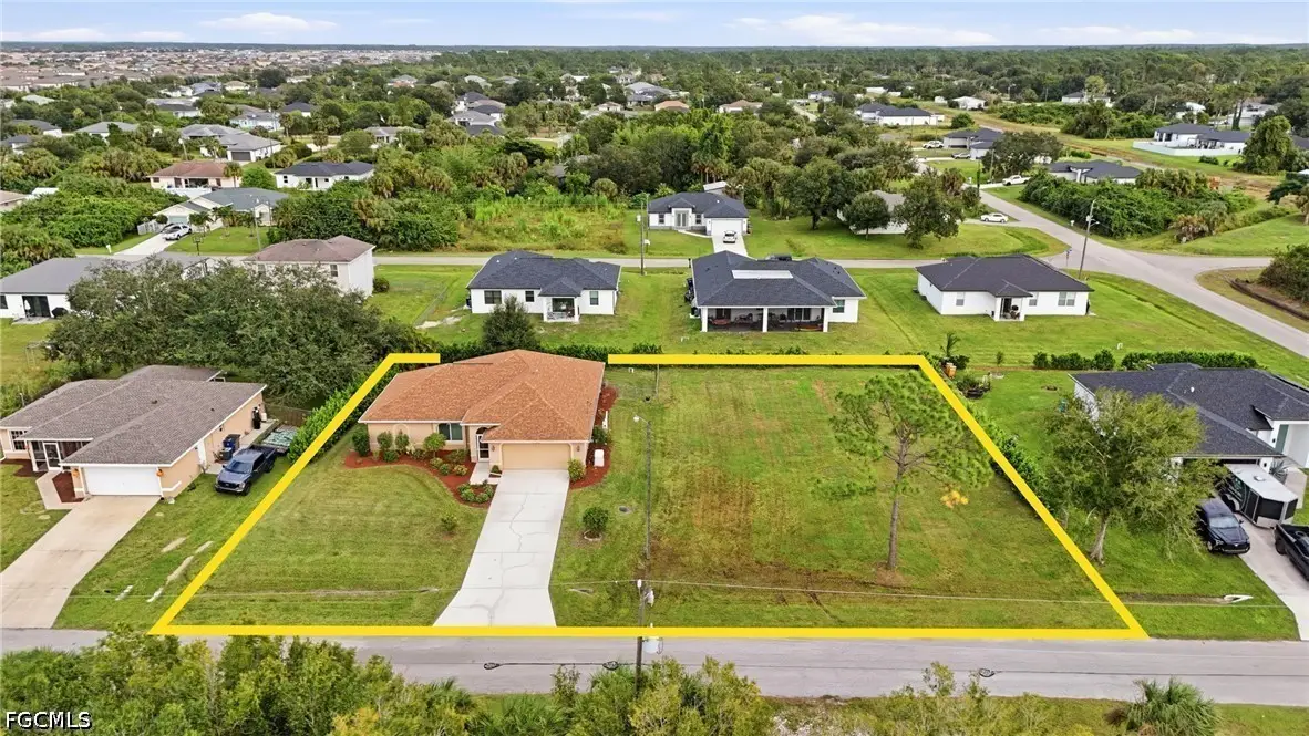 6138 Laurelwood Drive, Fort Myers, FL 33905 - #1