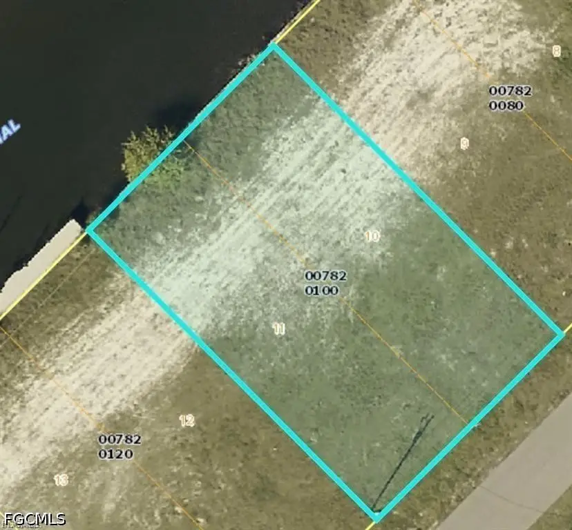 1020 SE 13th Avenue, Cape Coral, FL 33990 - #1