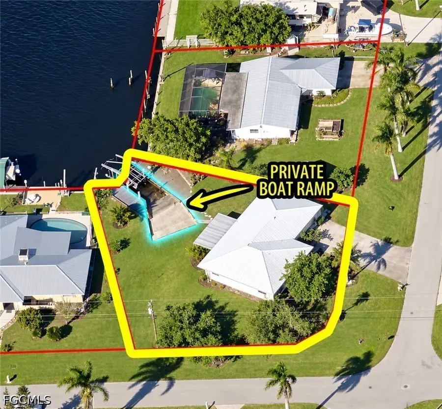 303 Georgia Avenue, Fort Myers, FL 33905 - #3