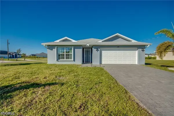 4302 NE 9th Avenue, Cape Coral, FL 33909