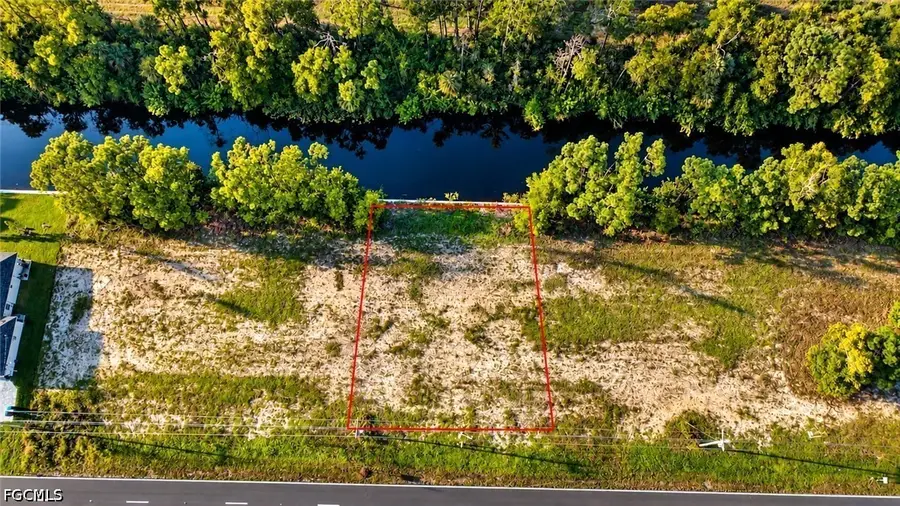 39 Wilmington Parkway, Cape Coral, FL 33993 - #3