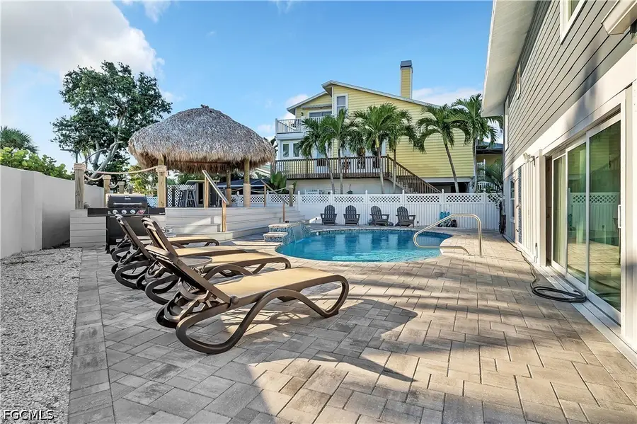 190 Bayview Avenue, Fort Myers Beach, FL 33931 - #2