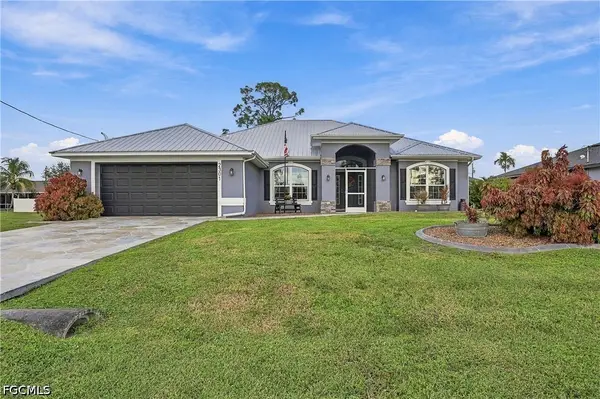 2301 NE 33rd Lane, Cape Coral, FL 33909