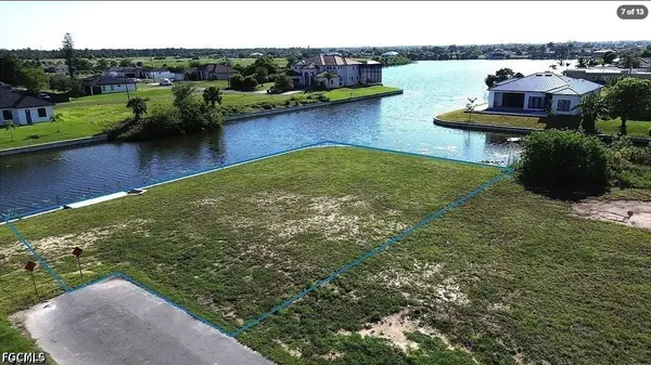 1919 NE 10th Avenue, Cape Coral, FL 33909