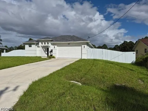 1208 Jefferson Avenue, Lehigh Acres, FL 33972 - #1