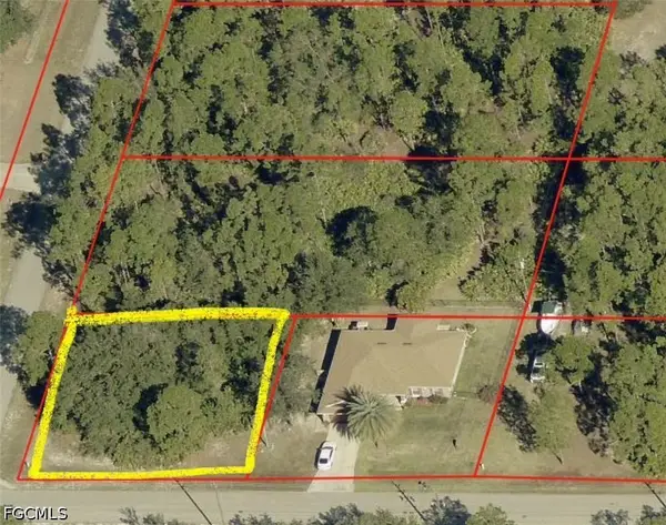 2701 E 23rd Street, Alva, FL 33920