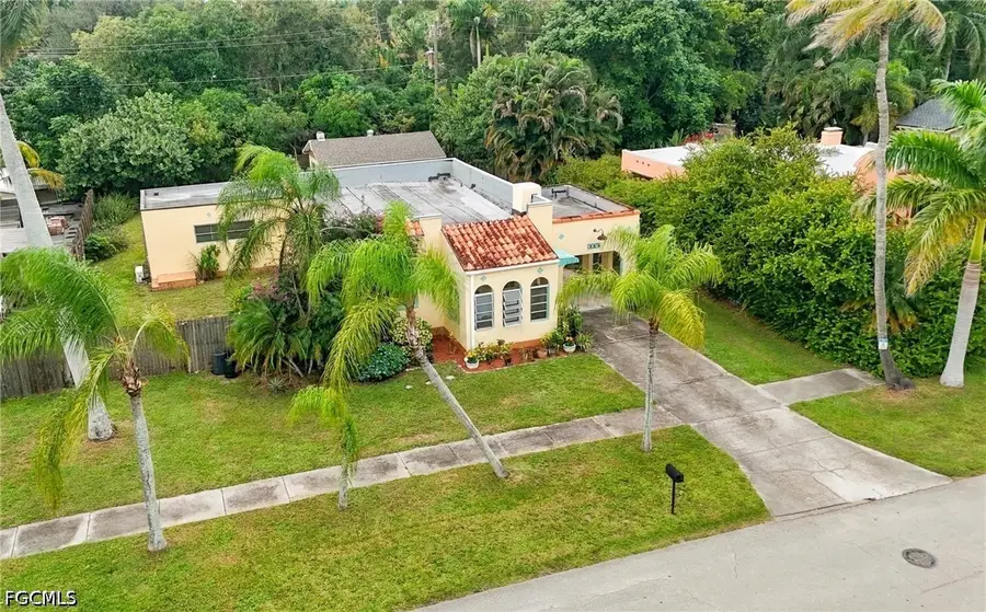 364 Arlington Avenue, Fort Myers, FL 33905 - #2
