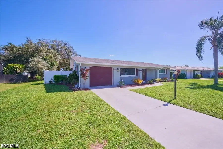 208 S Lake Drive, Lehigh Acres, FL 33936 - #2