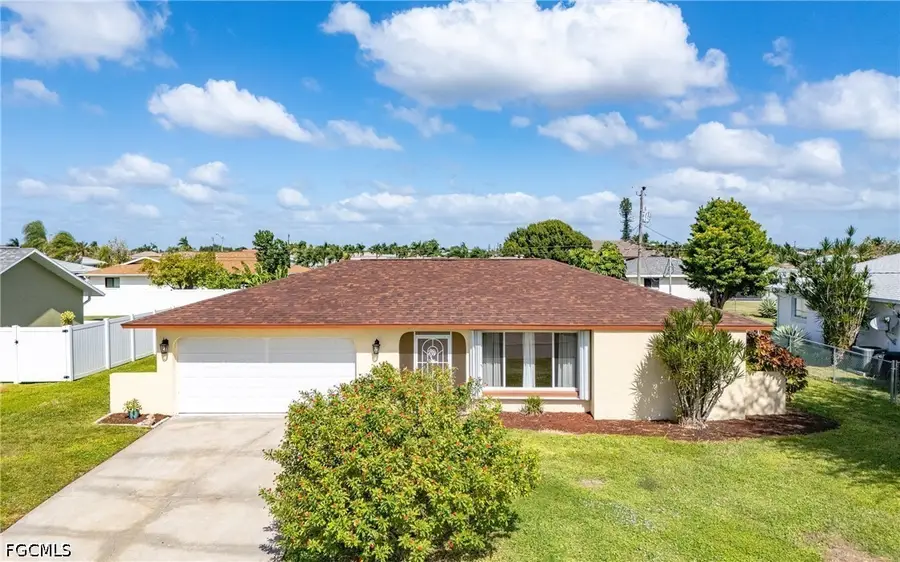1117 SE 23rd Street, Cape Coral, FL 33990 - #2