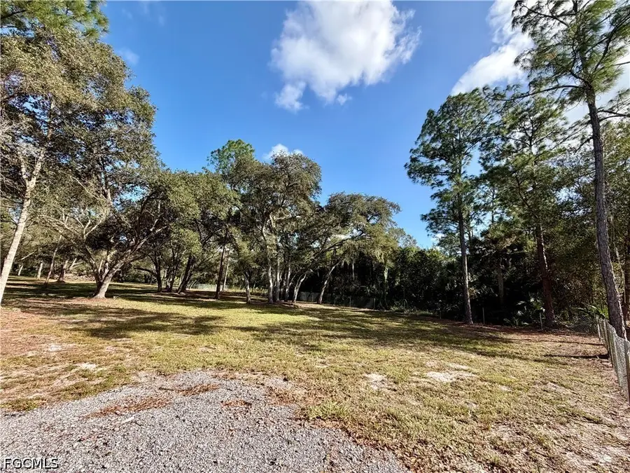 465 S Estribo Street, Clewiston, FL 33440 - #3