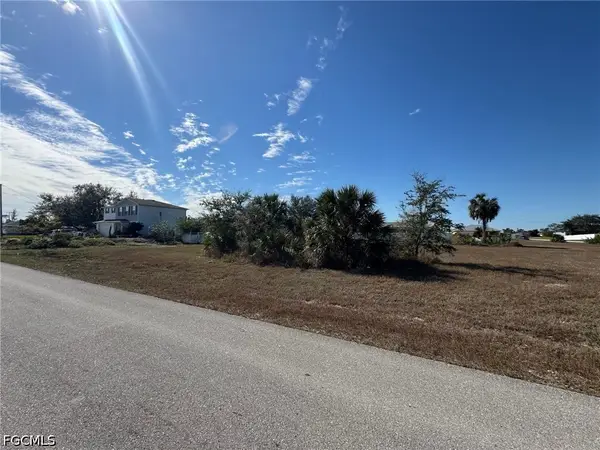4022 NE 22nd Place, Cape Coral, FL 33909