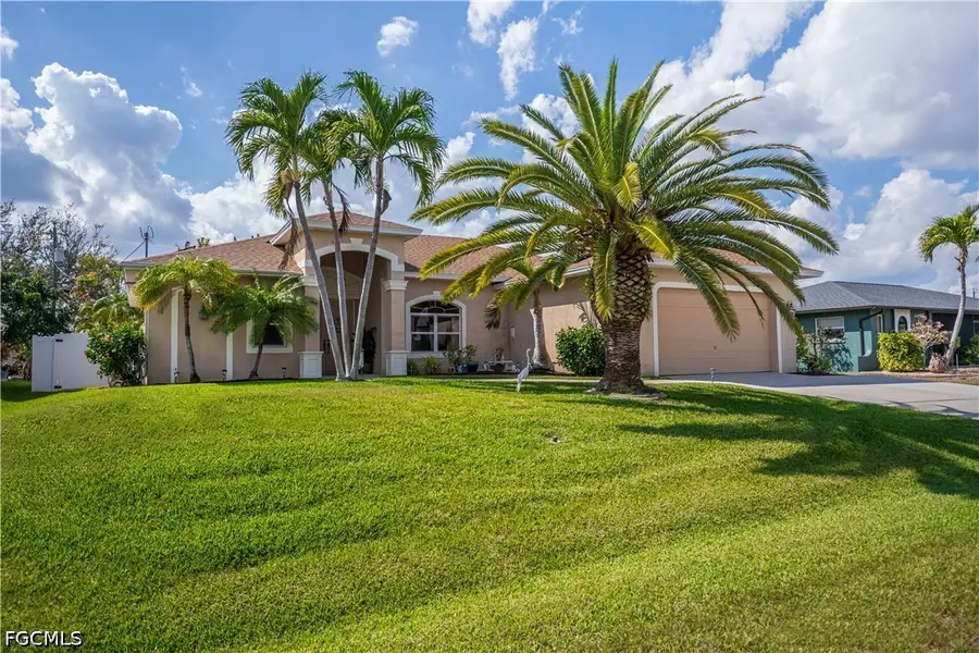 1230 SE 3rd Avenue, Cape Coral, FL 33990 - #2