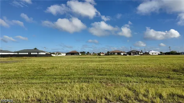 3401 NW 7th Terrace, Cape Coral, FL 33993