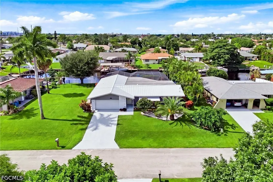4418 SE 12th Avenue, Cape Coral, FL 33904 - #2