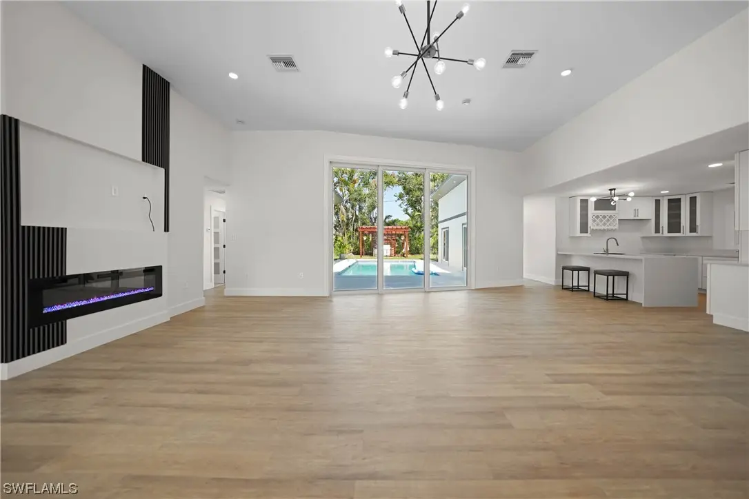 4310 Mcgregor Boulevard, Fort Myers, FL 33901 - Image #1