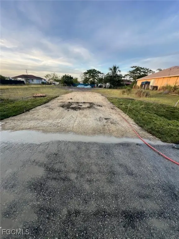 2718 24th Street Sw, Lehigh Acres, FL 33976 - Image #3