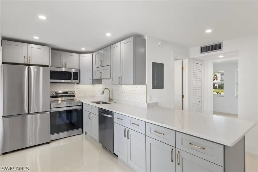 635 12th Avenue S #635, Naples, FL 34102 - Image #2