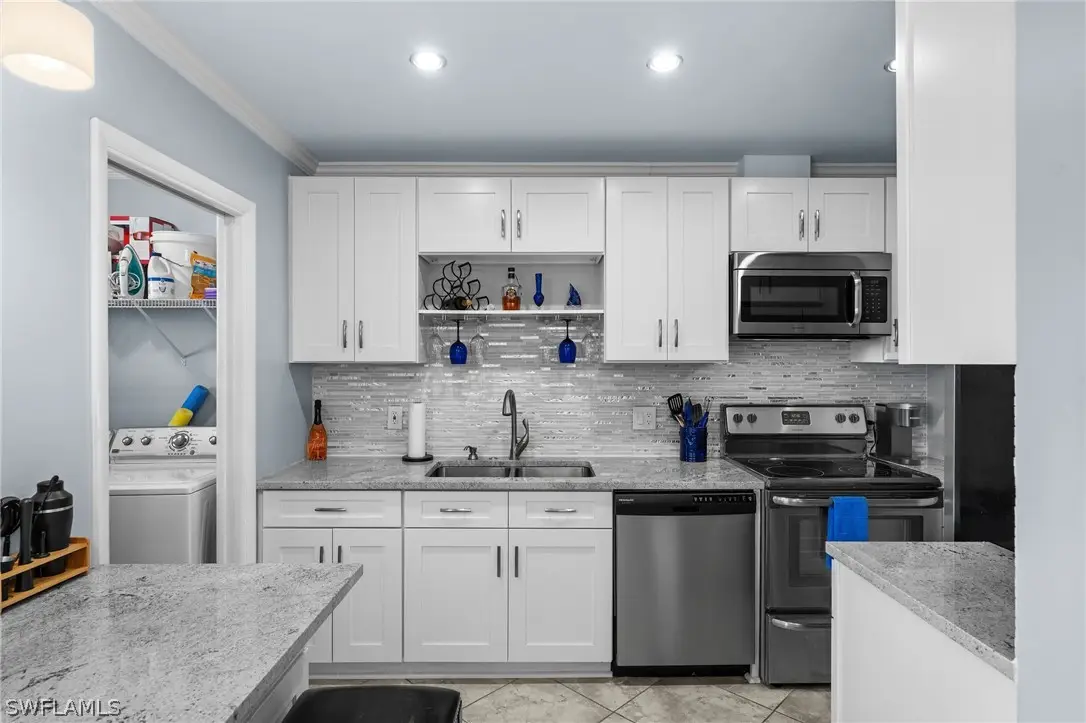 788 Park Shore Drive #H31, Naples, FL 34103 - Image #1