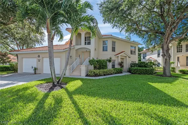 1090 Egrets Walk Circle #102, Naples, FL 34108