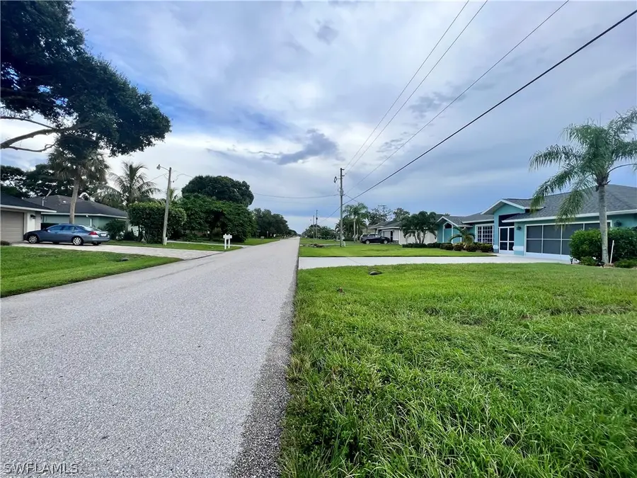 11 Sportsman Road, Rotonda West, FL 33947 - #3