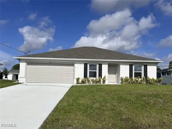 3206 NE 14th Place, Cape Coral, FL 33993