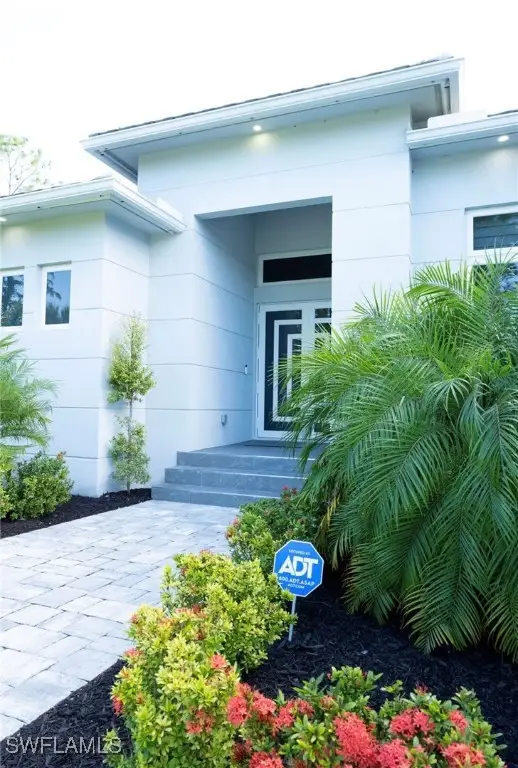 544 31st Street Sw, Naples, FL 34117 - Image #3