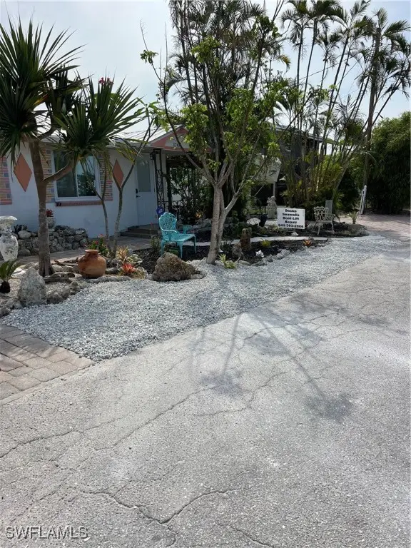 11242 Matlacha Avenue, Matlacha, FL 33993 - Image #2