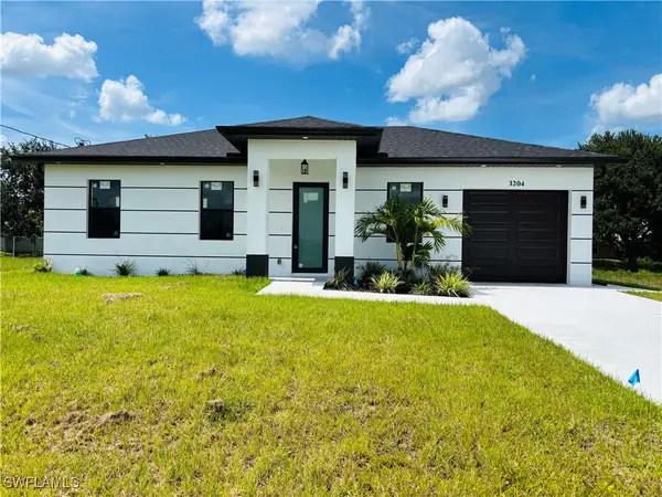 3204 20th Street Sw, Lehigh Acres, FL 33976