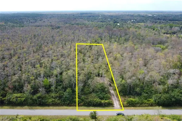 88 47th Avenue Ne, Naples, FL 34120