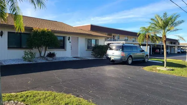 1220 SE 46th Street #107, Cape Coral, FL 33904