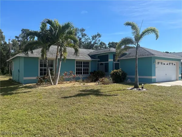 23465 Olde Meadowbrook Circle, Estero, FL 34134