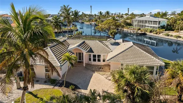 985 Oyster Court, Sanibel, FL 33957
