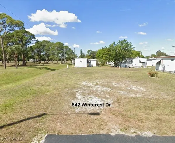 842 Winterest Drive, North Fort Myers, FL 33917