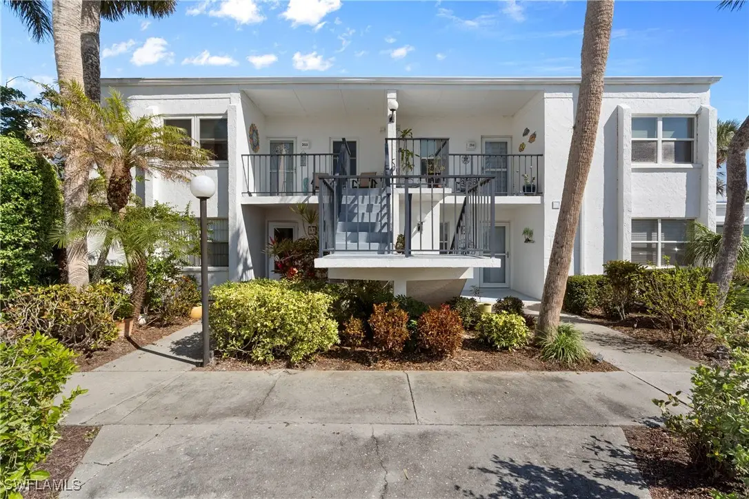755 Village Circle #203, Venice, FL 34292 - Image #1