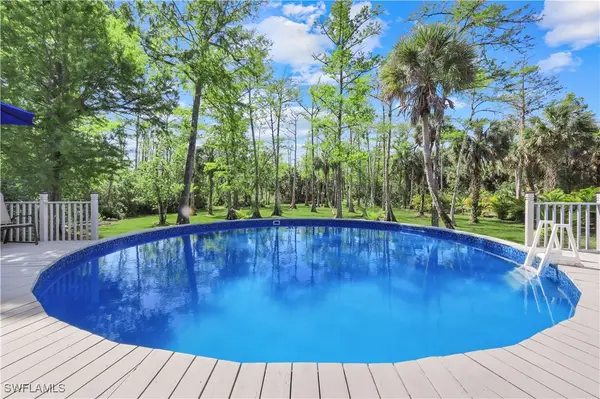 1420 14th Avenue Ne, Naples, FL 34120