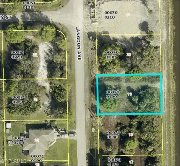 6028 Langdon Avenue, Fort Myers, FL 33905