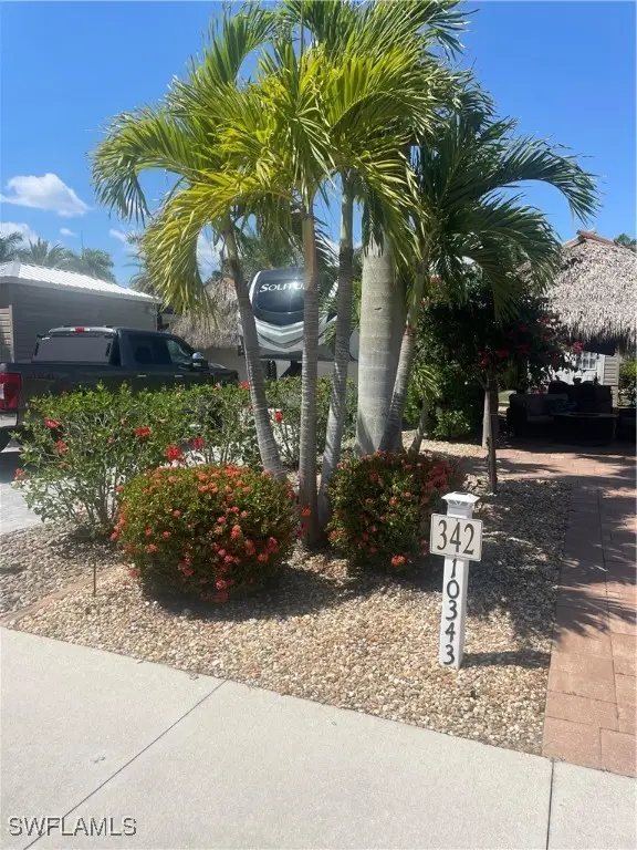 10343 Fire Flag Trail, Fort Myers, FL 33905