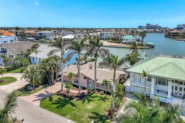 274 Conners Avenue, Naples, FL 34108