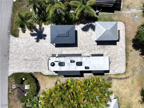 5600 Cypress Woods Resort Drive, Fort Myers, FL 33905