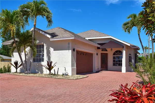 801 99th Avenue N, Naples, FL 34108