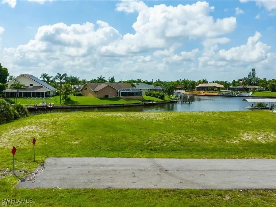 1001 SE 12th Lane, Cape Coral, FL 33990 - Image #3