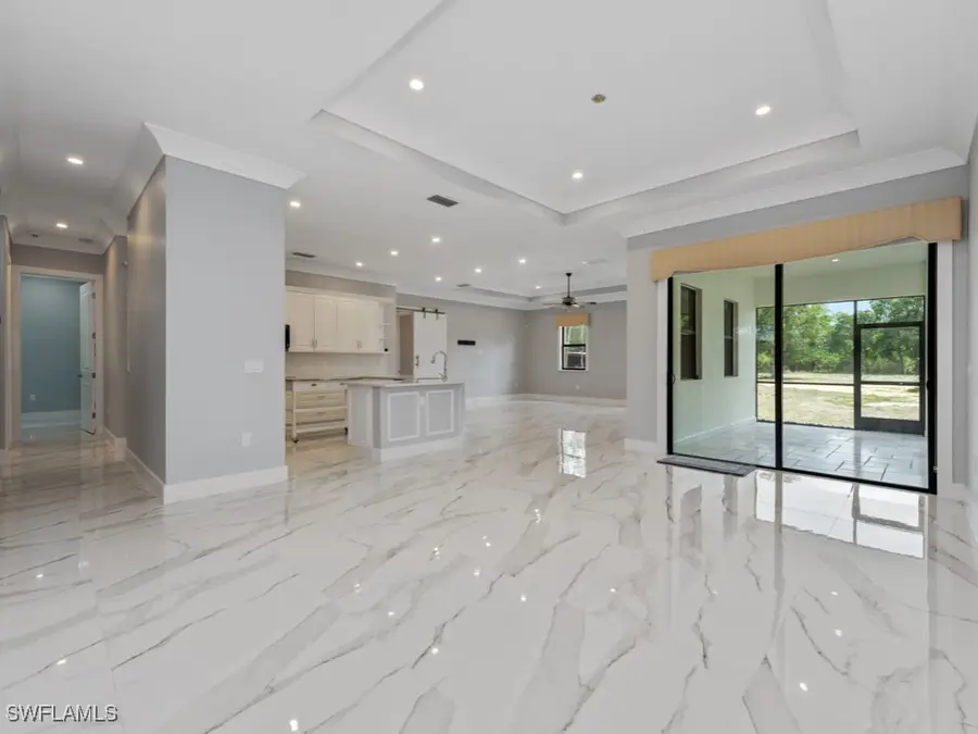 2538 4th Avenue Ne, Naples, FL 34120 - Image #3