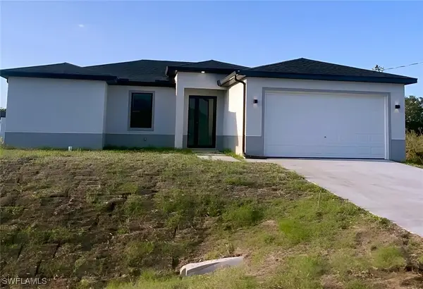 2614 71st Street W, Lehigh Acres, FL 33971