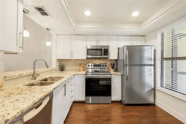 8336 Charter Club Circle #10, Fort Myers, FL 33919