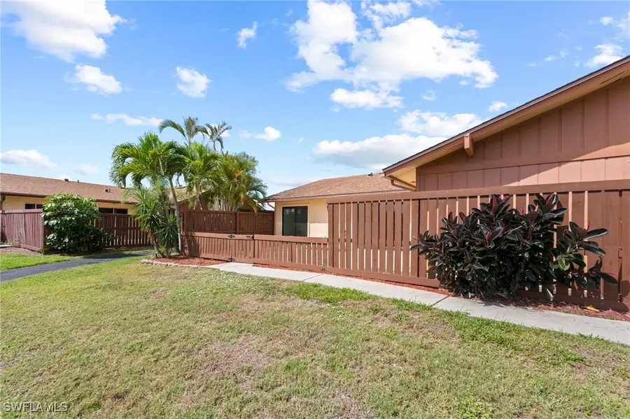 17307 Timber Oak Lane, Fort Myers, FL 33908 - Image #3