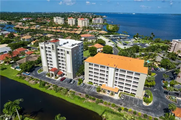 14817 Laguna Drive #102, Fort Myers, FL 33908