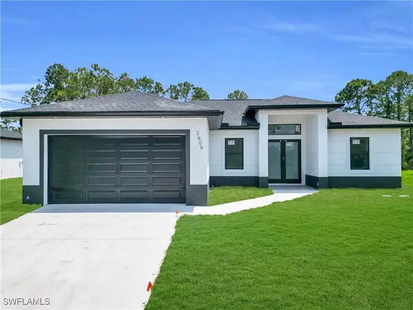 2609 45th St W, Lehigh Acres, FL 33971