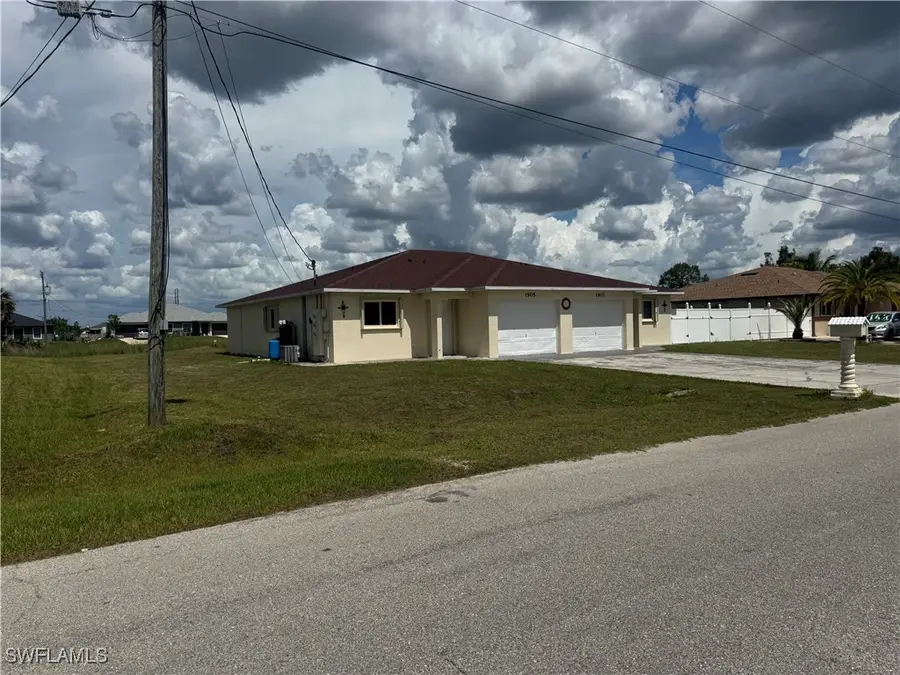 1905/1907 Gordon Avenue S, Lehigh Acres, FL 33973 - Image #2