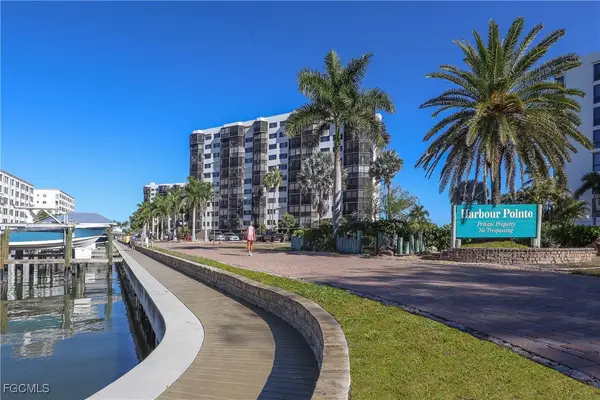 4265 Bay Beach Lane #524, Fort Myers Beach, FL 33931